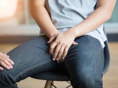 男人下面潮湿是什么原因