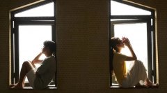 男性睾丸上的血丝是怎么回事